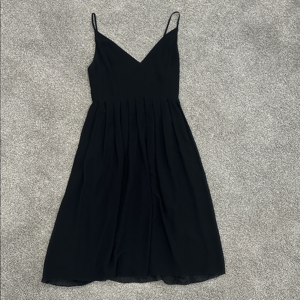 Aritzia Wilfred Black Pleated Dress